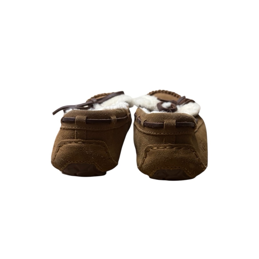 UGG Dakota Slip On Moccasin Slippers in Chestnut Size 7 - Picture 8 of 10
